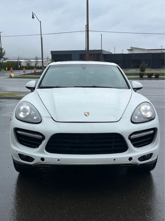 2014 Porsche 958 Cayenne Turbo - Image 2 of 10