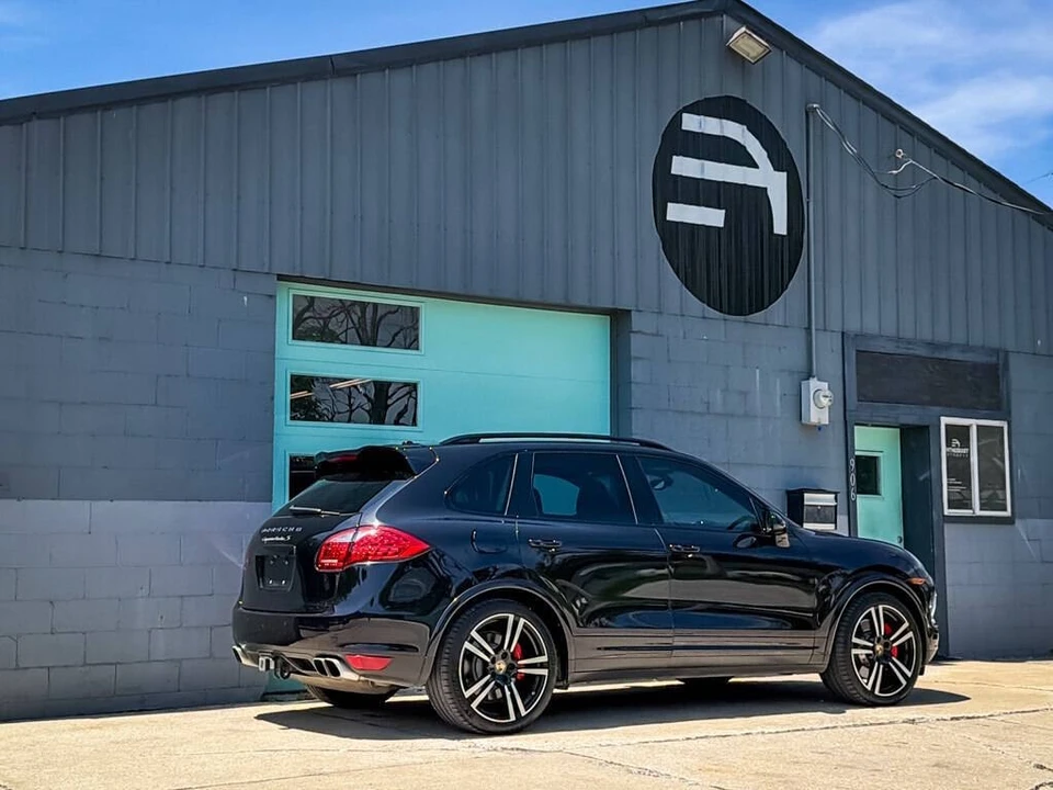 2014 Porsche 958 Cayenne Turbo S - Image 9 of 31