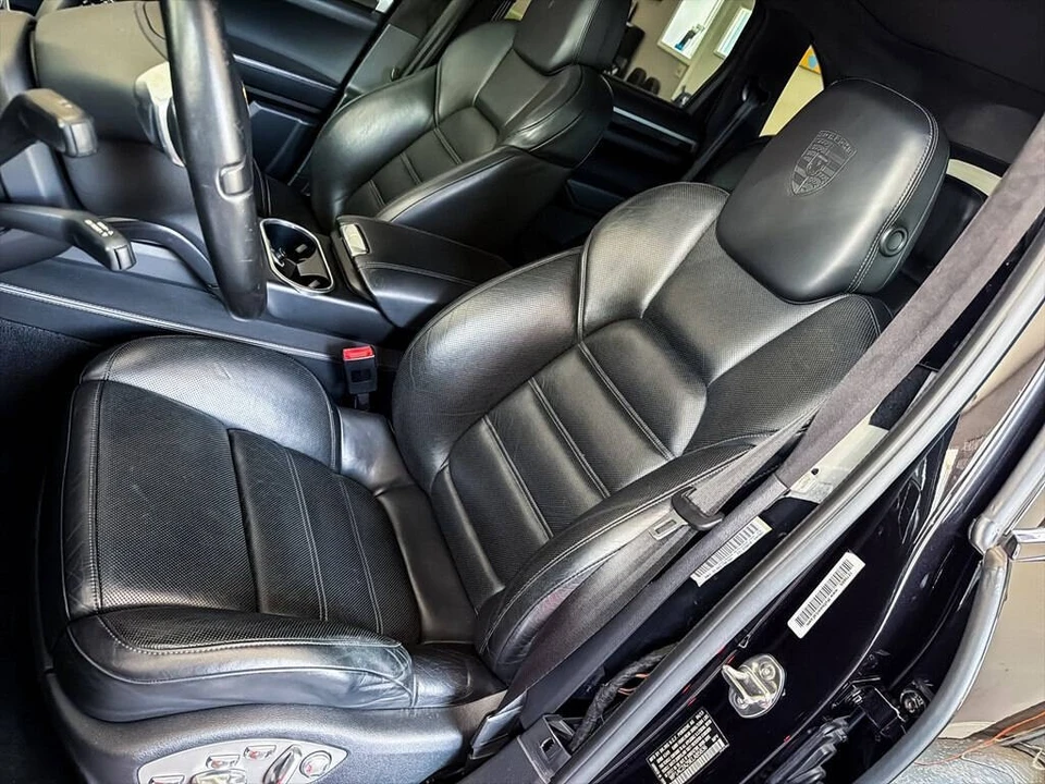 2014 Porsche 958 Cayenne Turbo S - Image 18 of 31