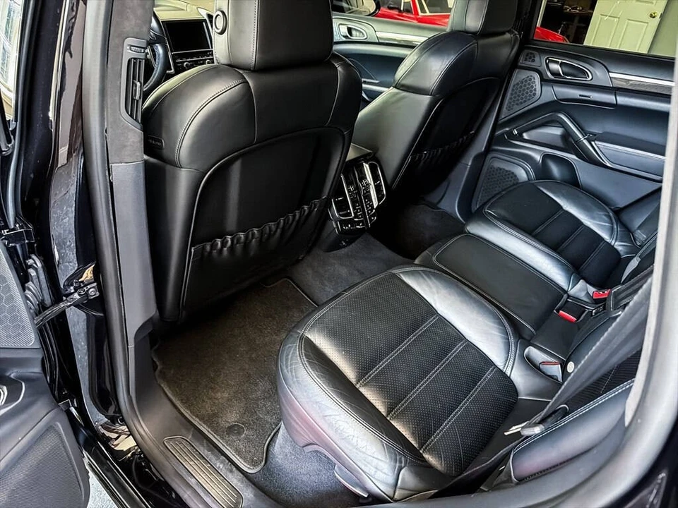 2014 Porsche 958 Cayenne Turbo S - Image 20 of 31