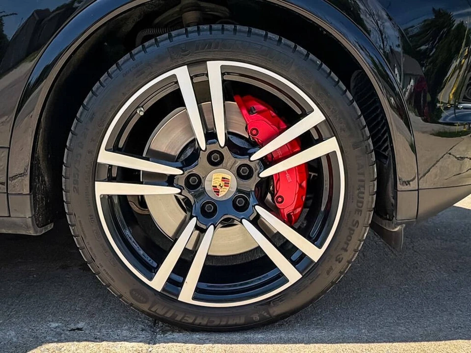 2014 Porsche 958 Cayenne Turbo S - Image 13 of 31