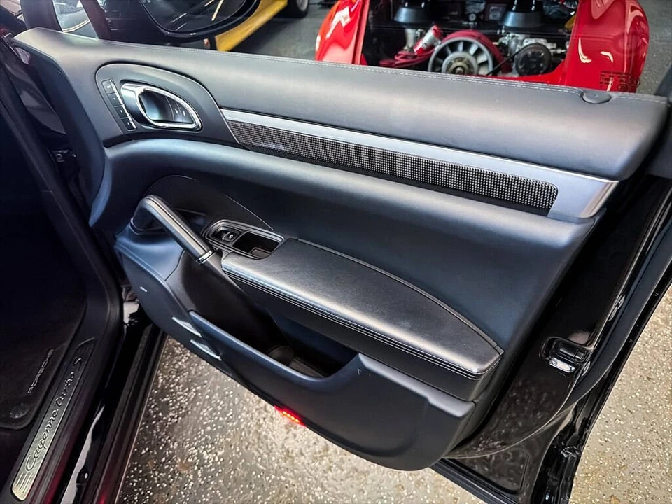 2014 Porsche 958 Cayenne Turbo S - Image 30 of 31