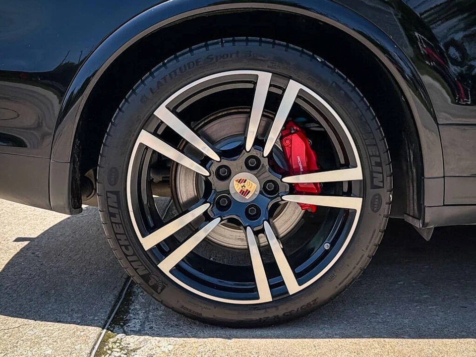 2014 Porsche 958 Cayenne Turbo S - Image 12 of 31