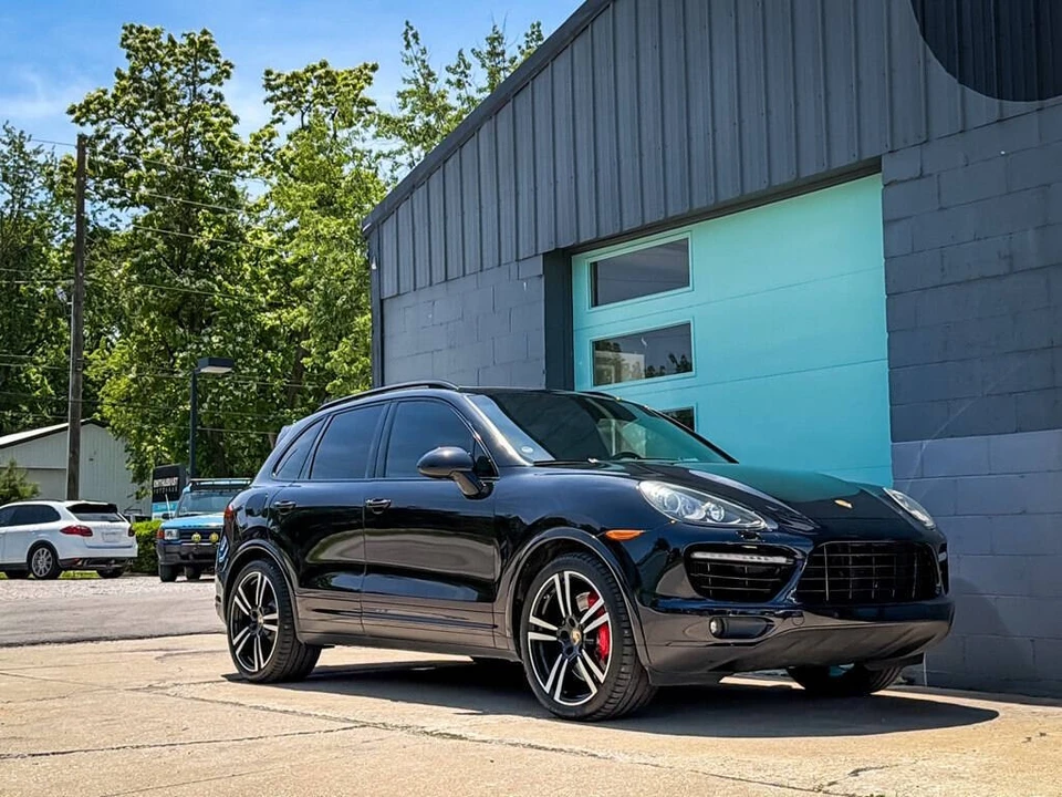 2014 Porsche 958 Cayenne Turbo S - Image 11 of 31
