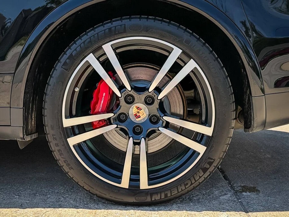 2014 Porsche 958 Cayenne Turbo S - Image 6 of 31
