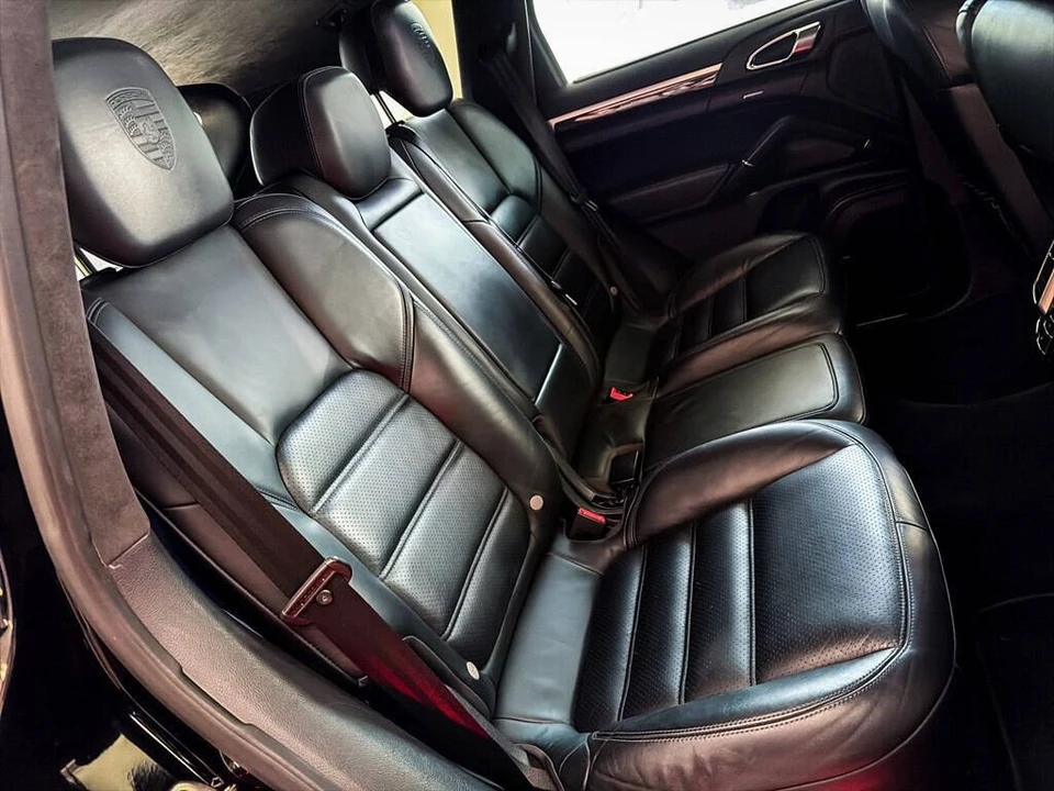 2014 Porsche 958 Cayenne Turbo S - Image 26 of 31