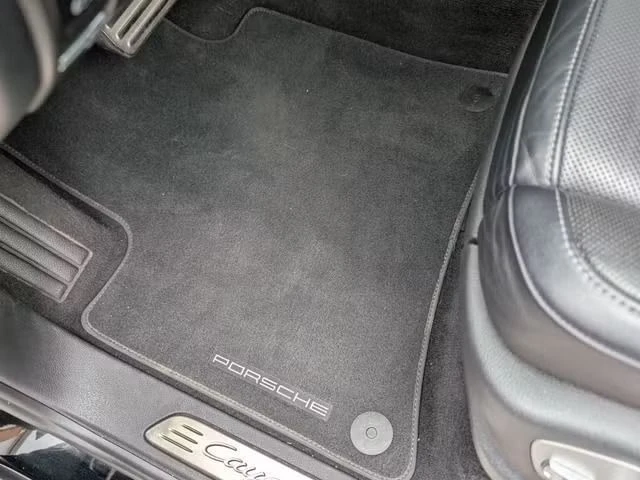 2014 Porsche 958 Cayenne Turbo S - Image 19 of 27
