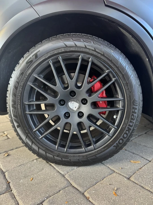 2014 Porsche 958 Cayenne Turbo - Image 10 of 25
