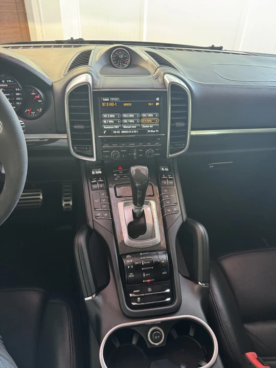 2014 Porsche 958 Cayenne Turbo - Image 24 of 25