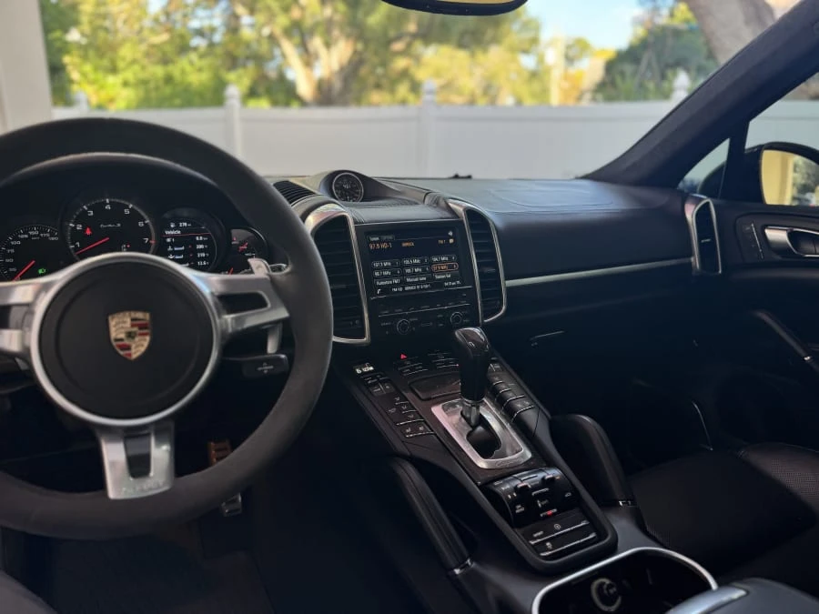 2014 Porsche 958 Cayenne Turbo - Image 20 of 25