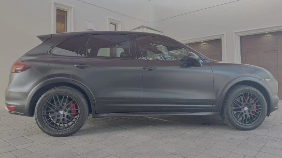 2014 Porsche 958 Cayenne Turbo - Image 2 of 25