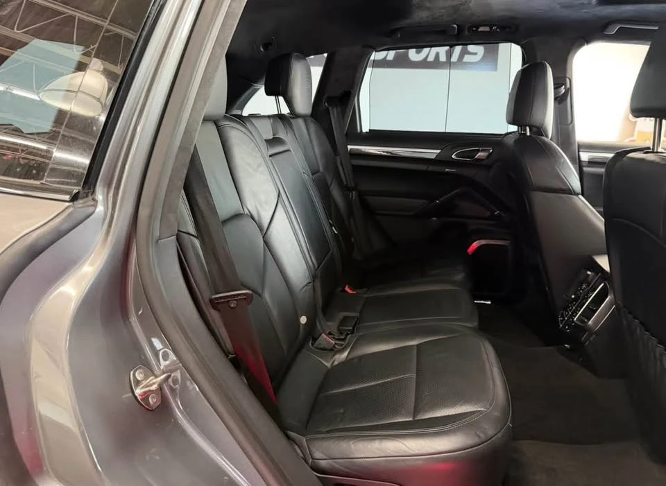 2014 Porsche 958 Cayenne Turbo S - Image 13 of 17