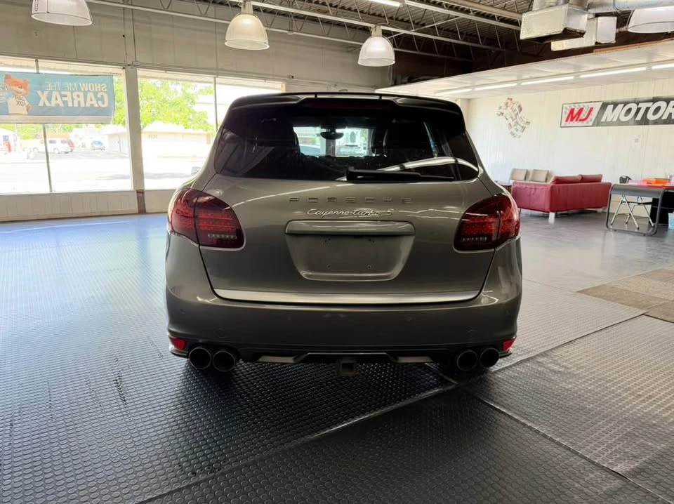2014 Porsche 958 Cayenne Turbo S - Image 3 of 17