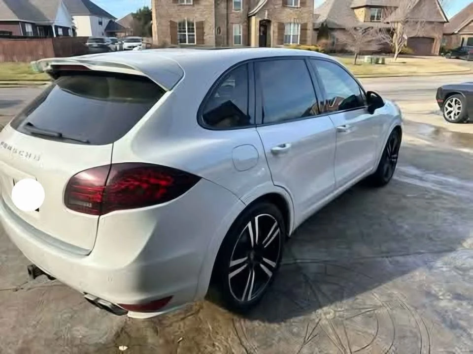 2014 Porsche 958 Cayenne Turbo S - Image 2 of 7