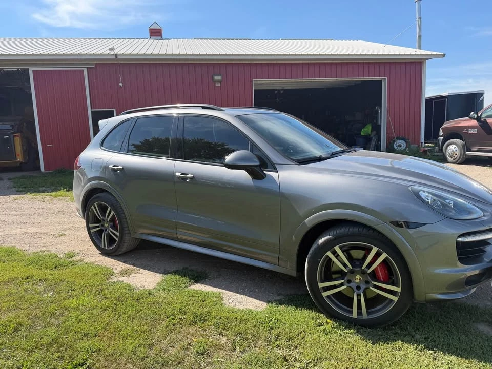 2014 Porsche 958 Cayenne Turbo S - Image 7 of 11