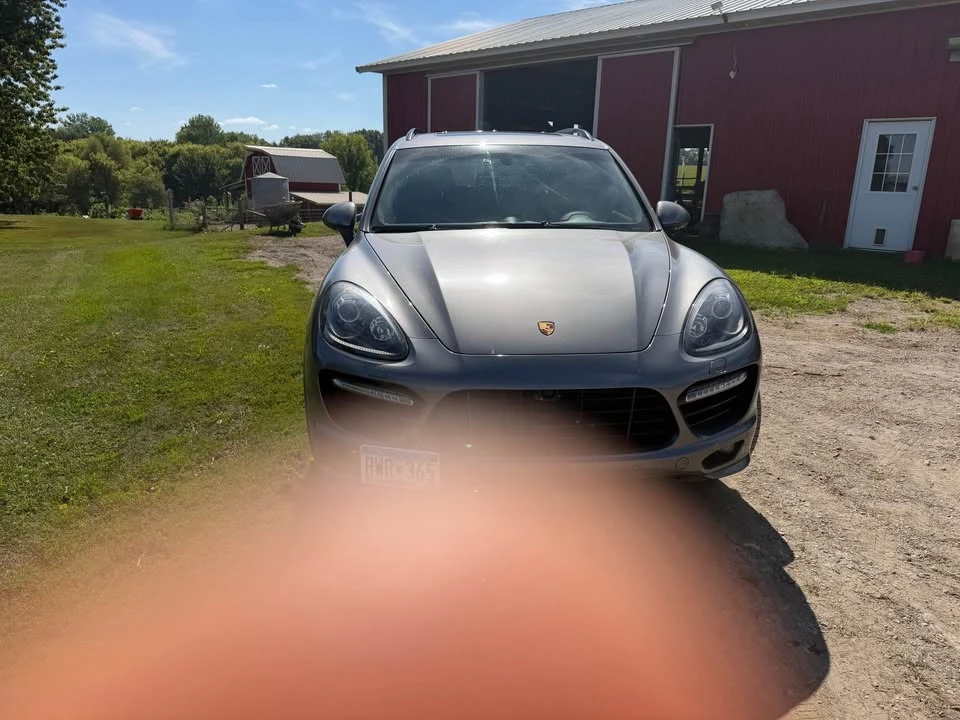2014 Porsche 958 Cayenne Turbo S - Image 6 of 11