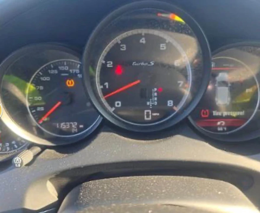 2014 Porsche 958 Cayenne Turbo S - Image 13 of 20