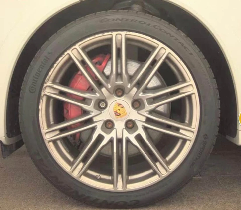 2014 Porsche 958 Cayenne Turbo S - Image 7 of 20