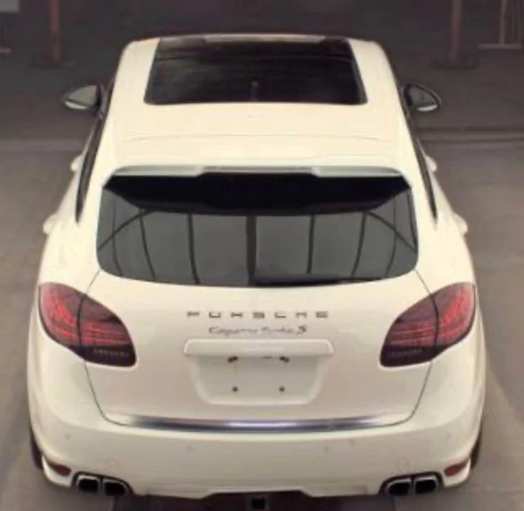 2014 Porsche 958 Cayenne Turbo S - Image 4 of 20
