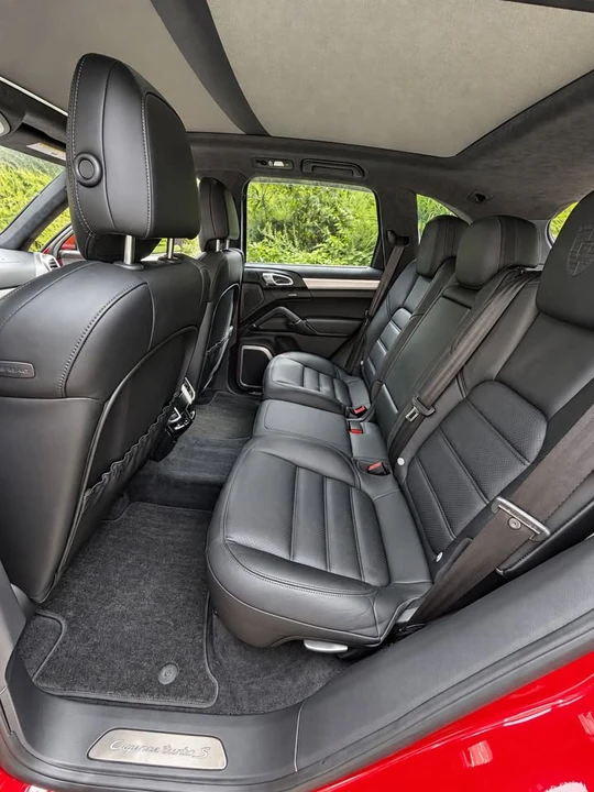 2014 Porsche 958 Cayenne Turbo S - Image 16 of 20