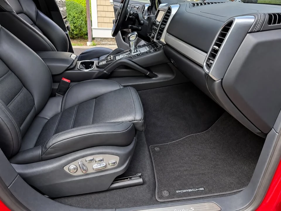 2014 Porsche 958 Cayenne Turbo S - Image 18 of 20