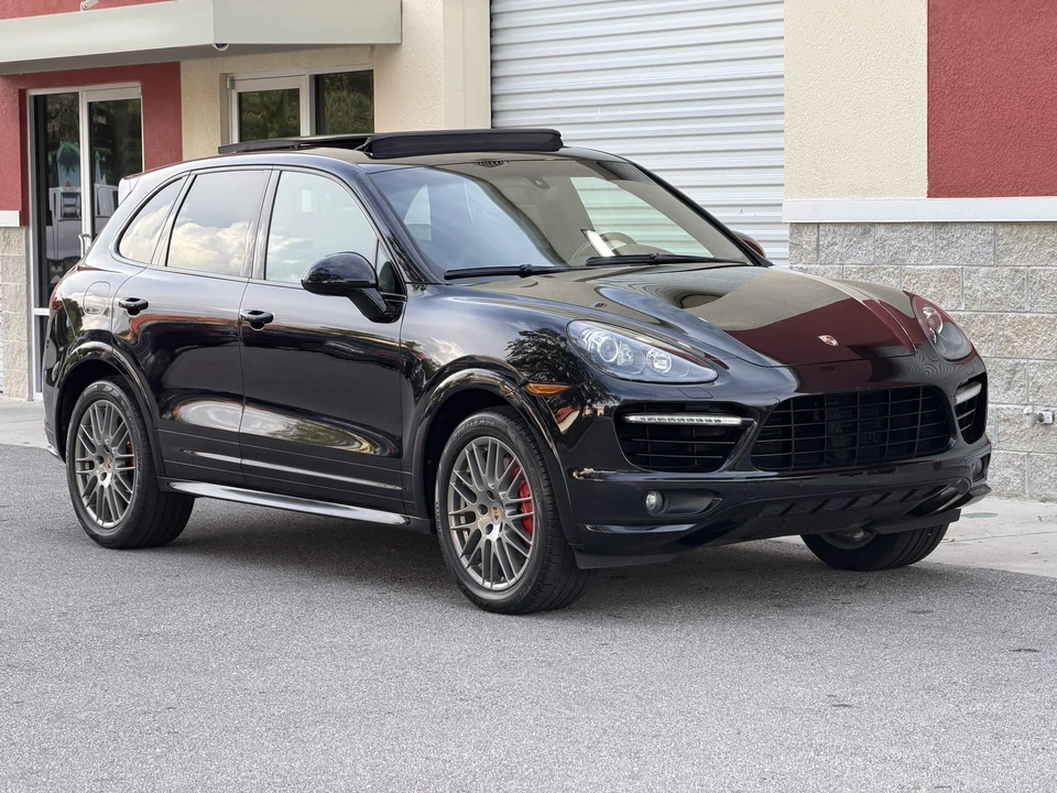 2014 Porsche 958 Cayenne Turbo S - Image 26 of 31