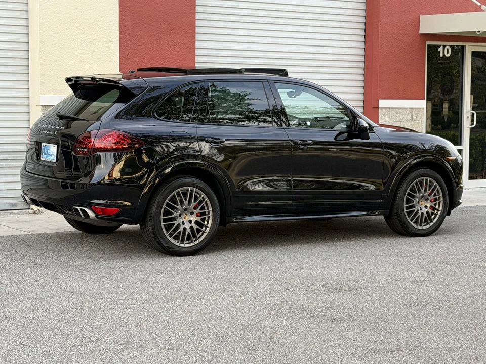 2014 Porsche 958 Cayenne Turbo S - Image 20 of 31
