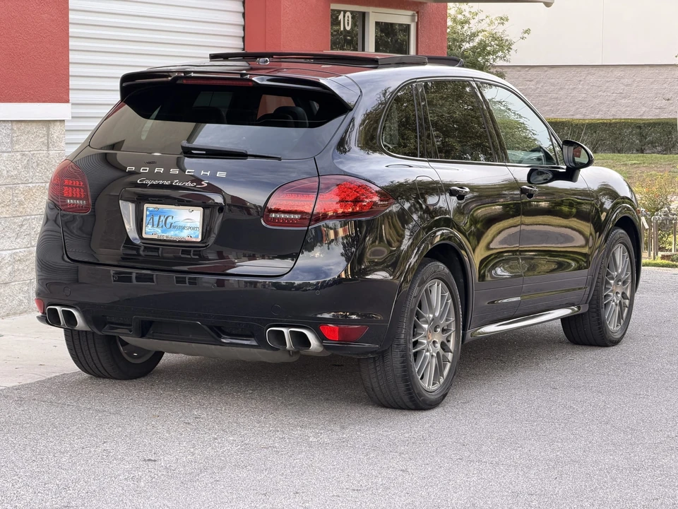 2014 Porsche 958 Cayenne Turbo S - Image 17 of 31