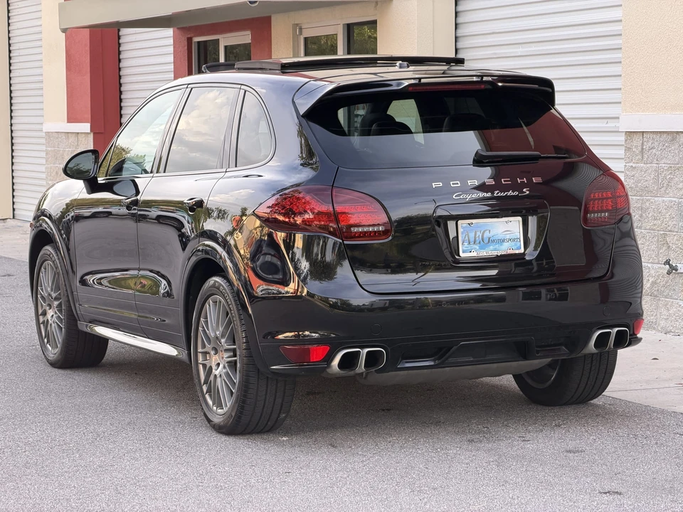 2014 Porsche 958 Cayenne Turbo S - Image 15 of 31