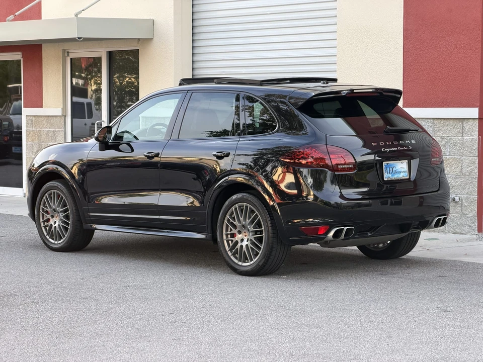 2014 Porsche 958 Cayenne Turbo S - Image 13 of 31