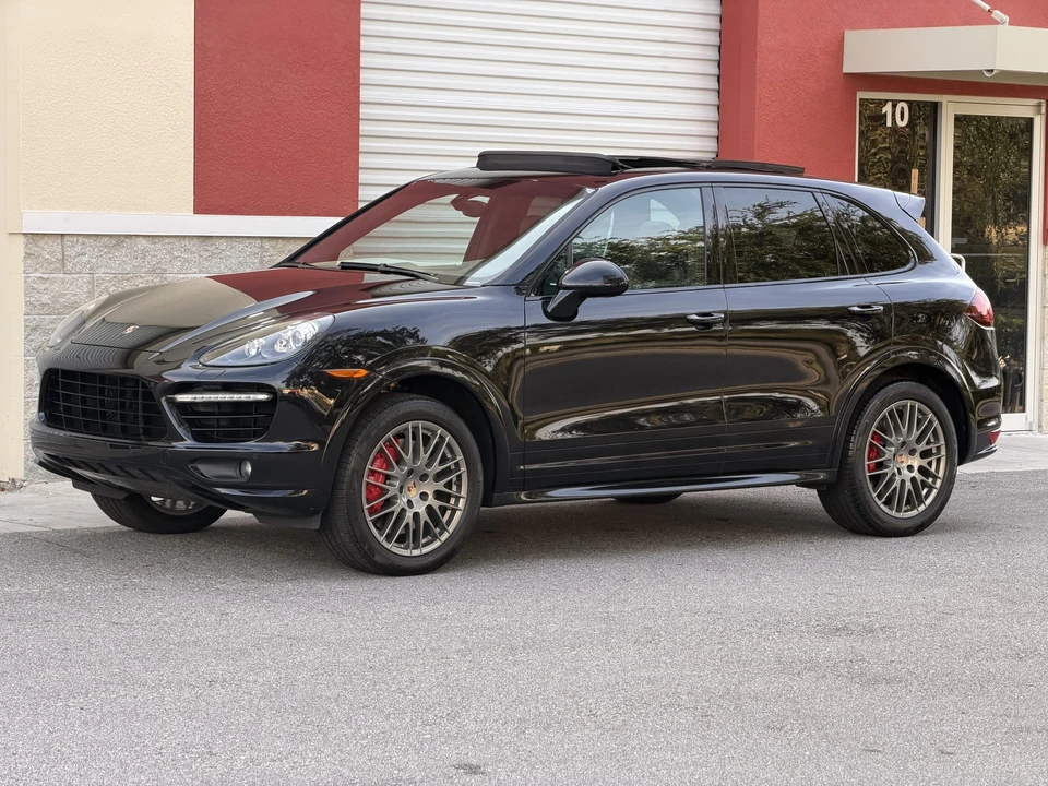 2014 Porsche 958 Cayenne Turbo S - Image 6 of 31