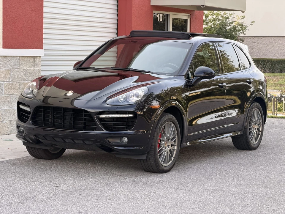 2014 Porsche 958 Cayenne Turbo S - Image 4 of 31