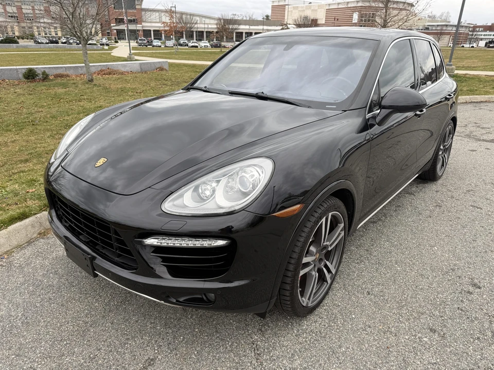 2014 Porsche 958 Cayenne Turbo - Image 6 of 31