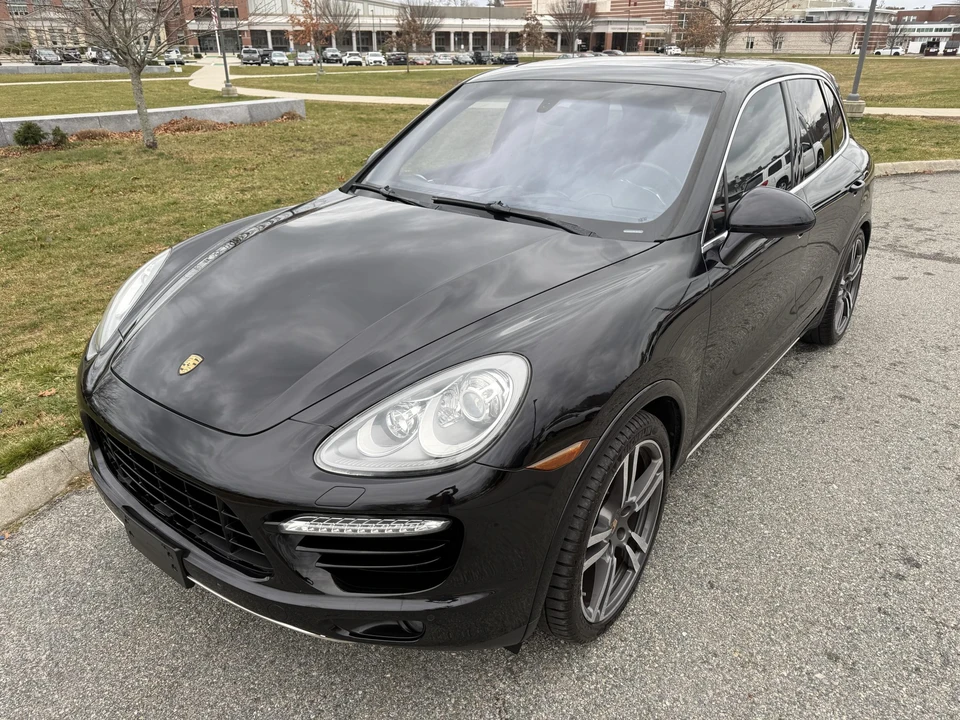 2014 Porsche 958 Cayenne Turbo - Image 8 of 31