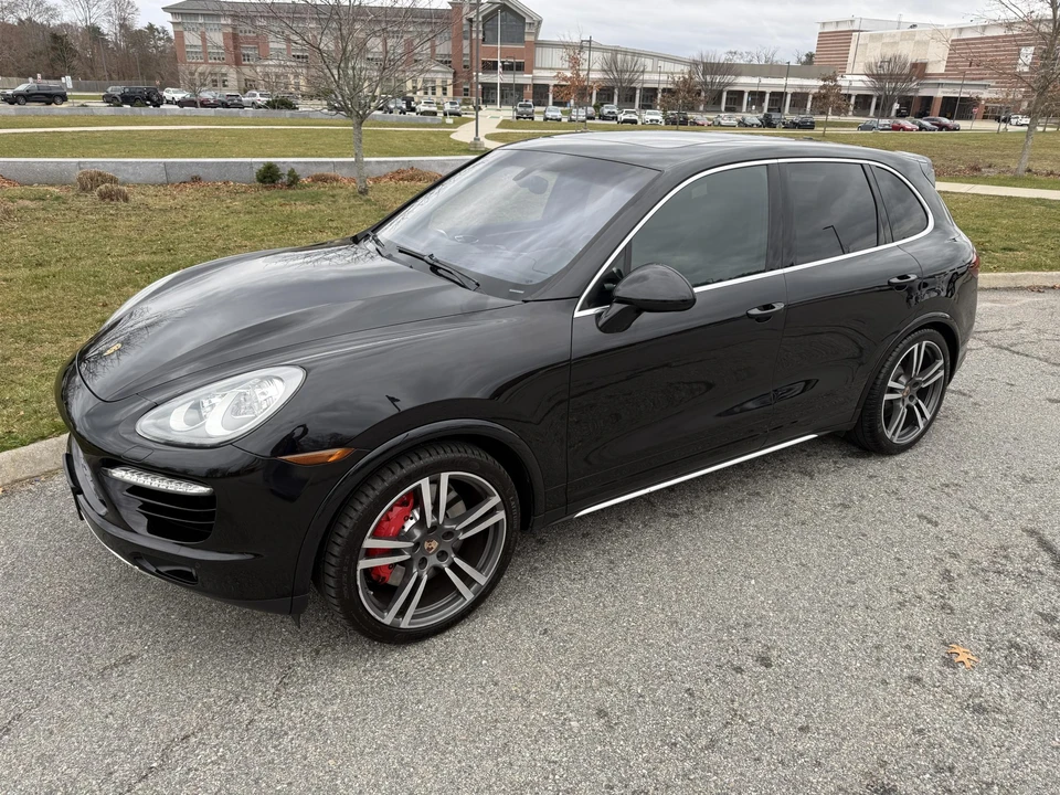 2014 Porsche 958 Cayenne Turbo - Image 16 of 31
