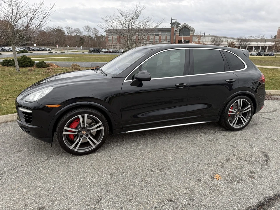 2014 Porsche 958 Cayenne Turbo - Image 18 of 31