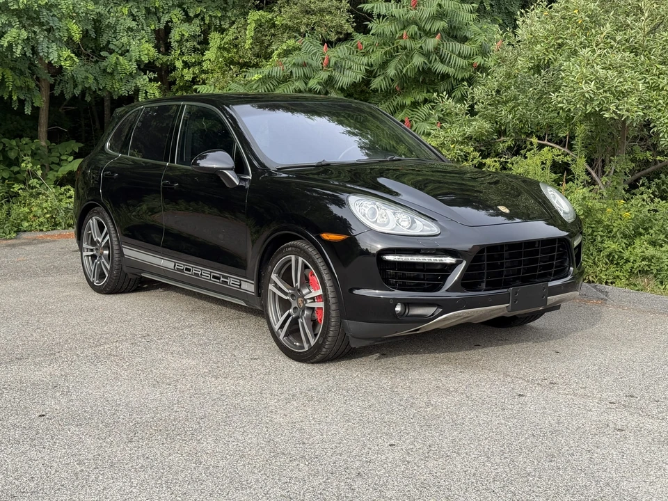 2014 Porsche 958 Cayenne Turbo S - Image 10 of 31