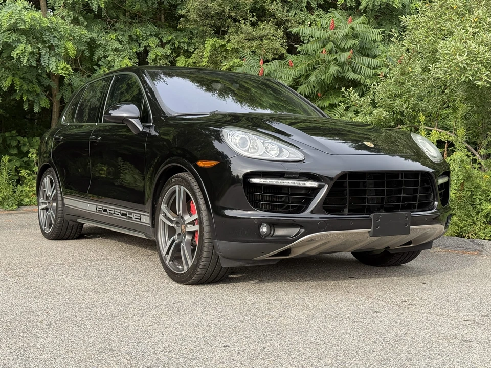 2014 Porsche 958 Cayenne Turbo S - Image 9 of 31