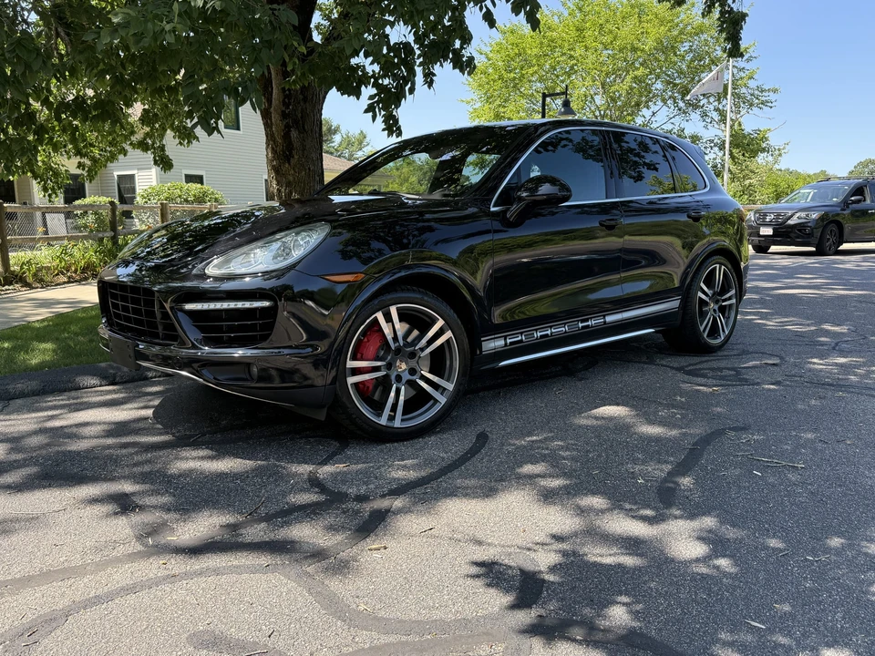 2014 Porsche 958 Cayenne Turbo S - Image 4 of 31