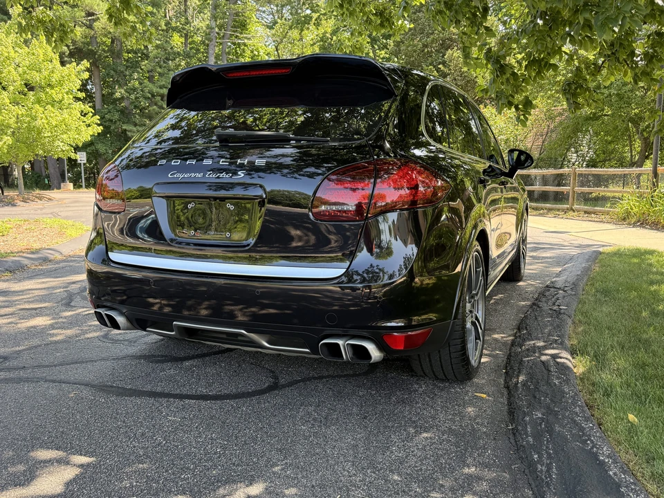 2014 Porsche 958 Cayenne Turbo S - Image 21 of 31