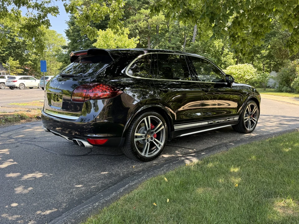 2014 Porsche 958 Cayenne Turbo S - Image 19 of 31