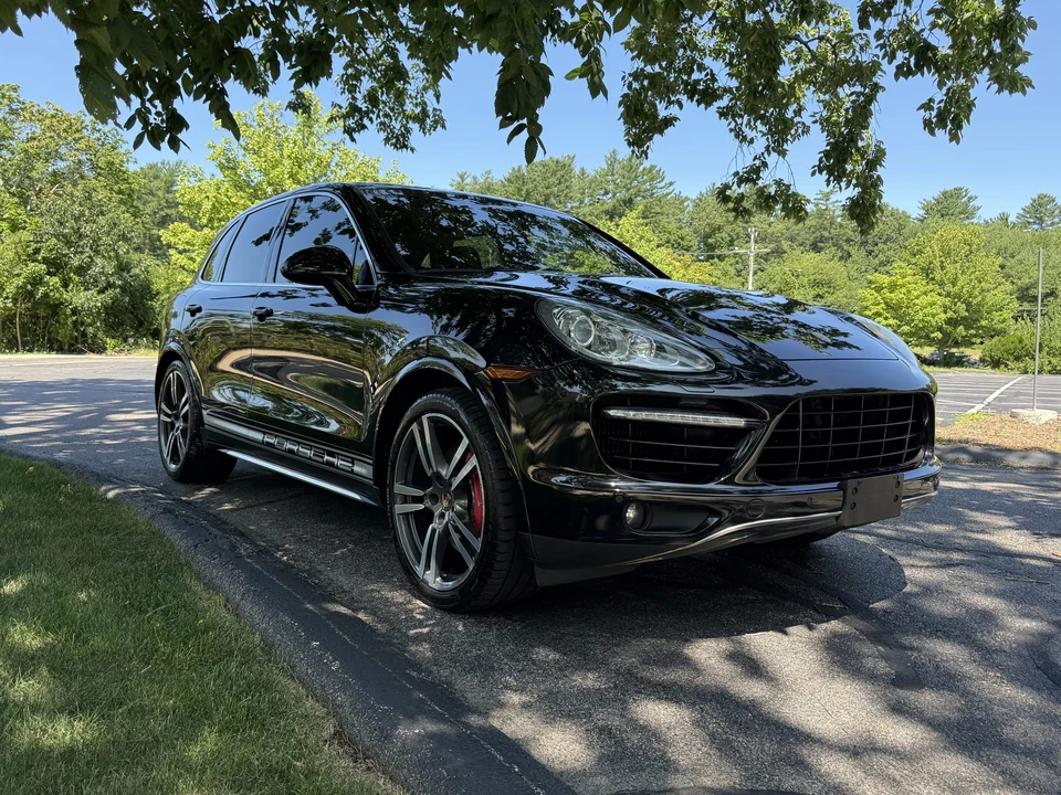 2014 Porsche 958 Cayenne Turbo S - Image 12 of 31