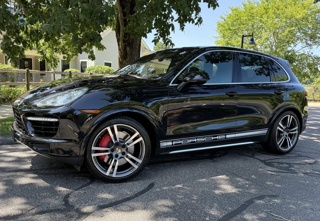 2014 Porsche 958 Cayenne Turbo S - Image 3 of 31