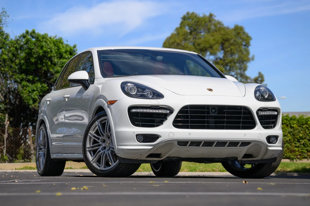 2014 Porsche 958 Cayenne Turbo S - Image 14 of 31