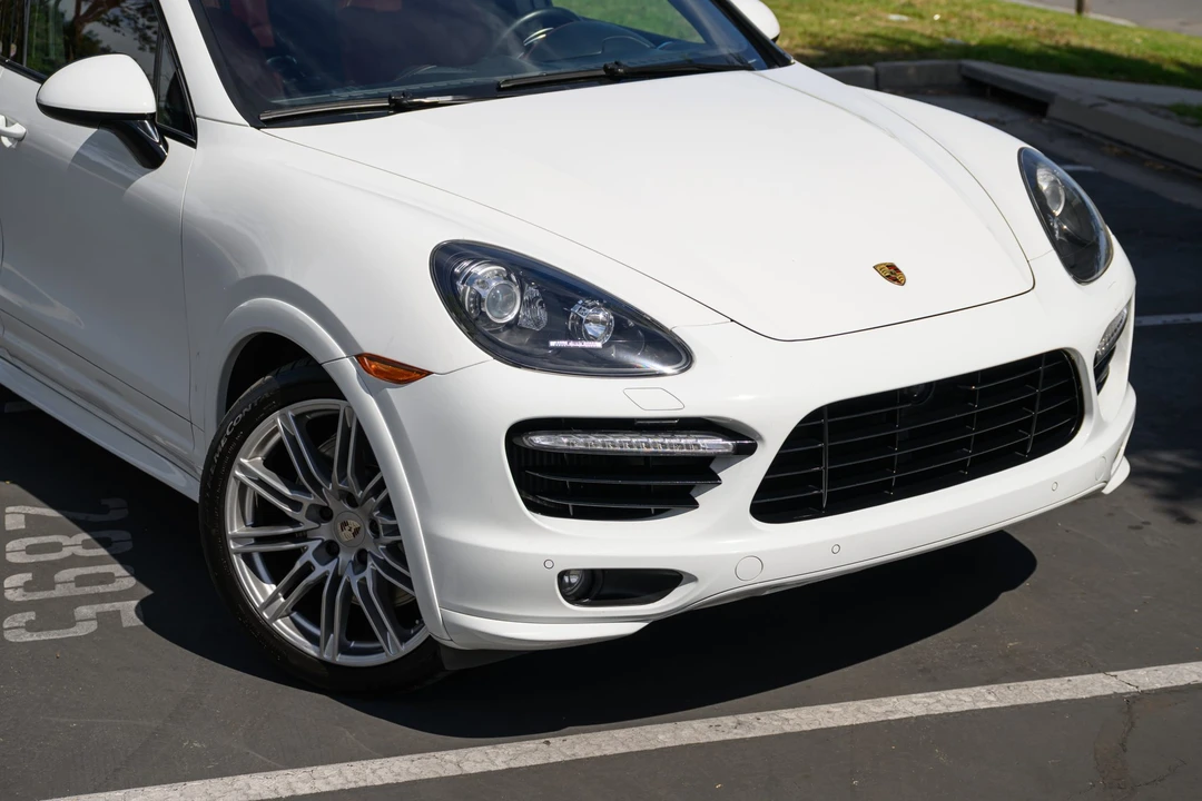 2014 Porsche 958 Cayenne Turbo S - Image 22 of 31