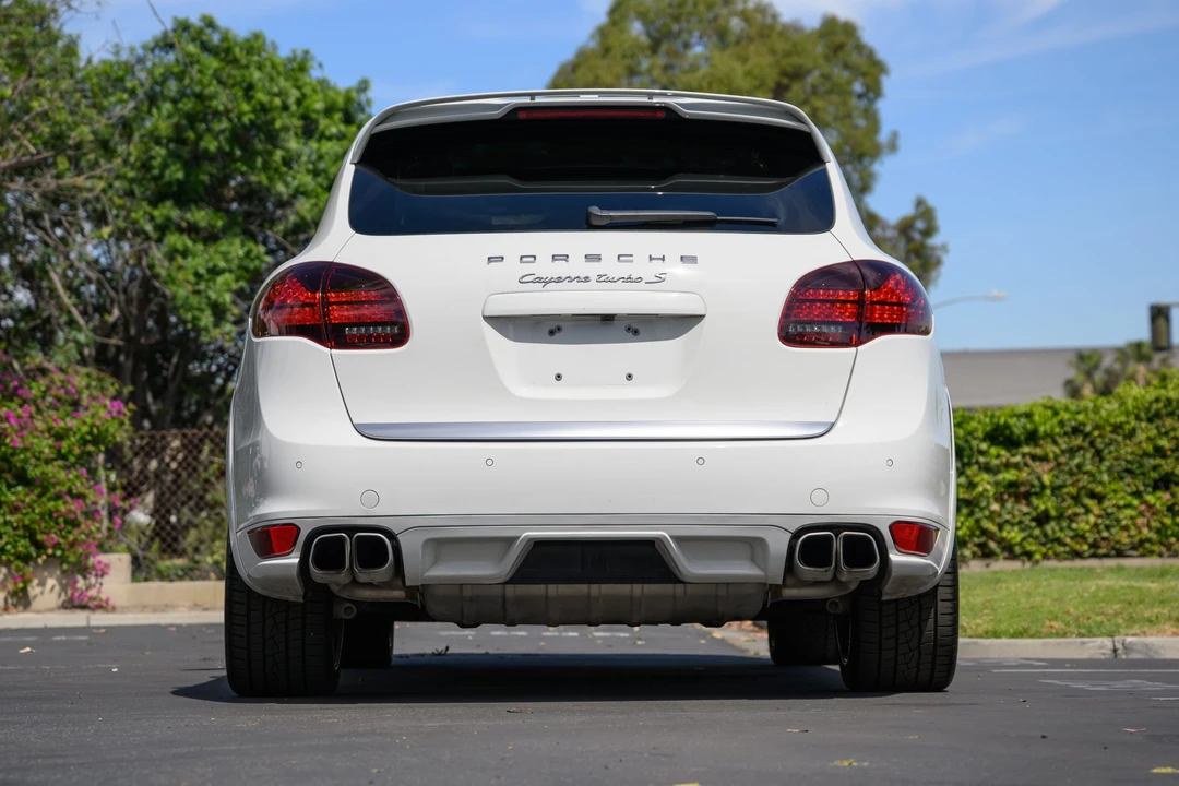 2014 Porsche 958 Cayenne Turbo S - Image 8 of 31