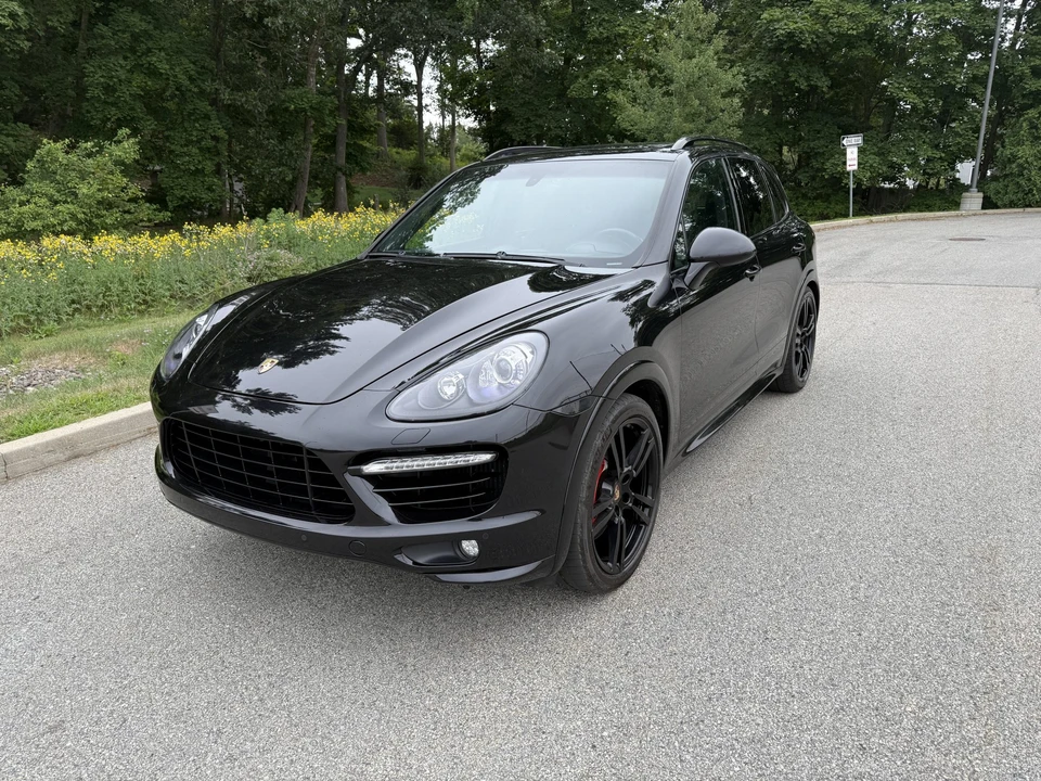 2014 Porsche 958 Cayenne Turbo - Image 9 of 31