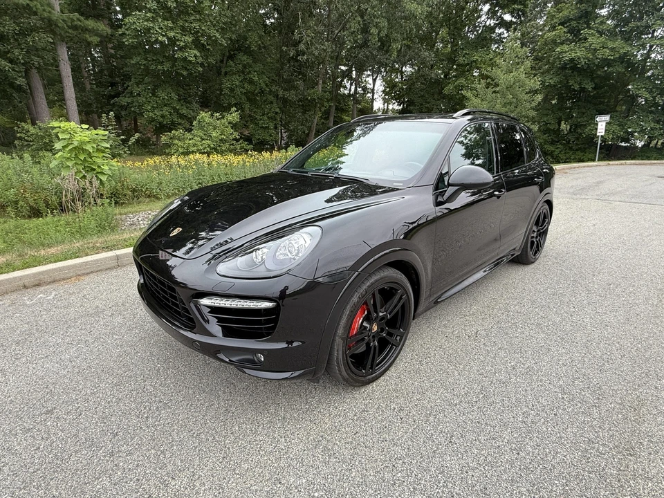 2014 Porsche 958 Cayenne Turbo - Image 10 of 31