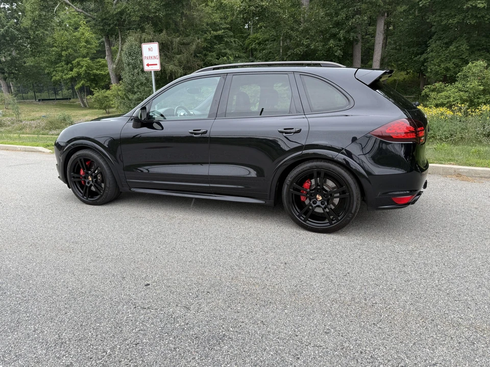 2014 Porsche 958 Cayenne Turbo - Image 25 of 31
