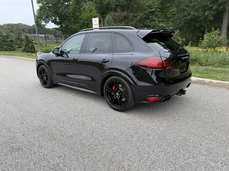 2014 Porsche 958 Cayenne Turbo - Image 27 of 31